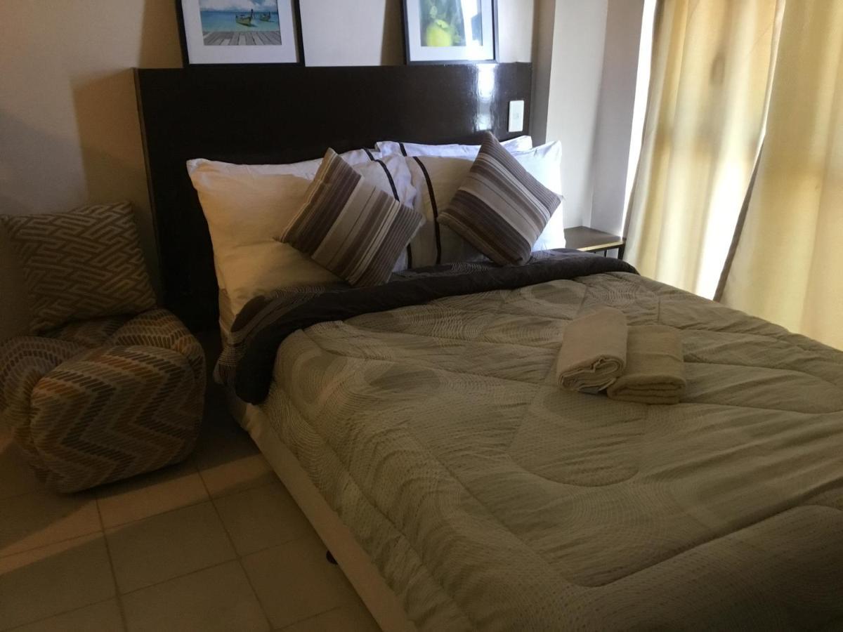 Condo With Free Swimming Pool & Viewing Deck Tagaytay City Kültér fotó