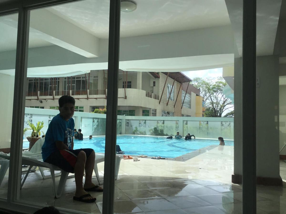 Condo With Free Swimming Pool & Viewing Deck Tagaytay City Kültér fotó