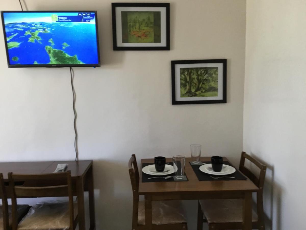 Condo With Free Swimming Pool & Viewing Deck Tagaytay City Kültér fotó